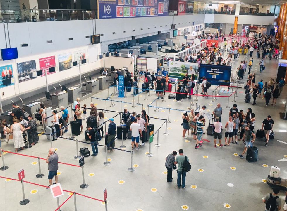 Restricții temporare privind transportul lichidelor pe Aeroportul Cluj
