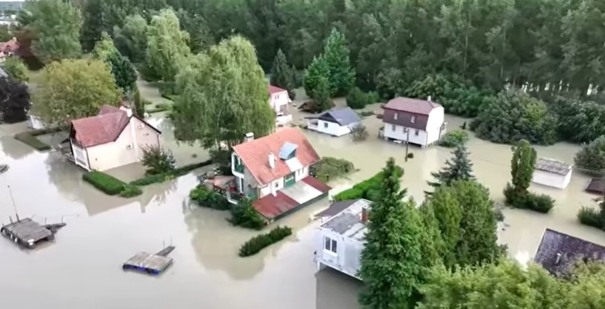 Inundaţii în Ungaria. Satul Vének