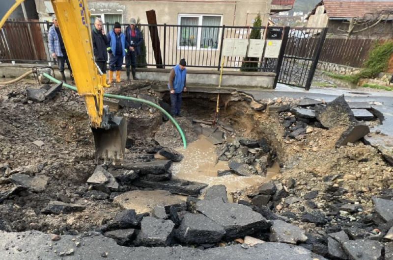 Conducta cu probleme din Florești s-a spart pentru a cincea oară | Foto: Bogdan Pivariu - Facebook
