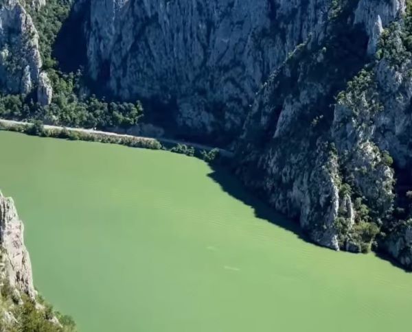 Viitura de pe Dunăre ajunge în România pe 1 octombrie | Foto: Apele Române – captură video Facebook