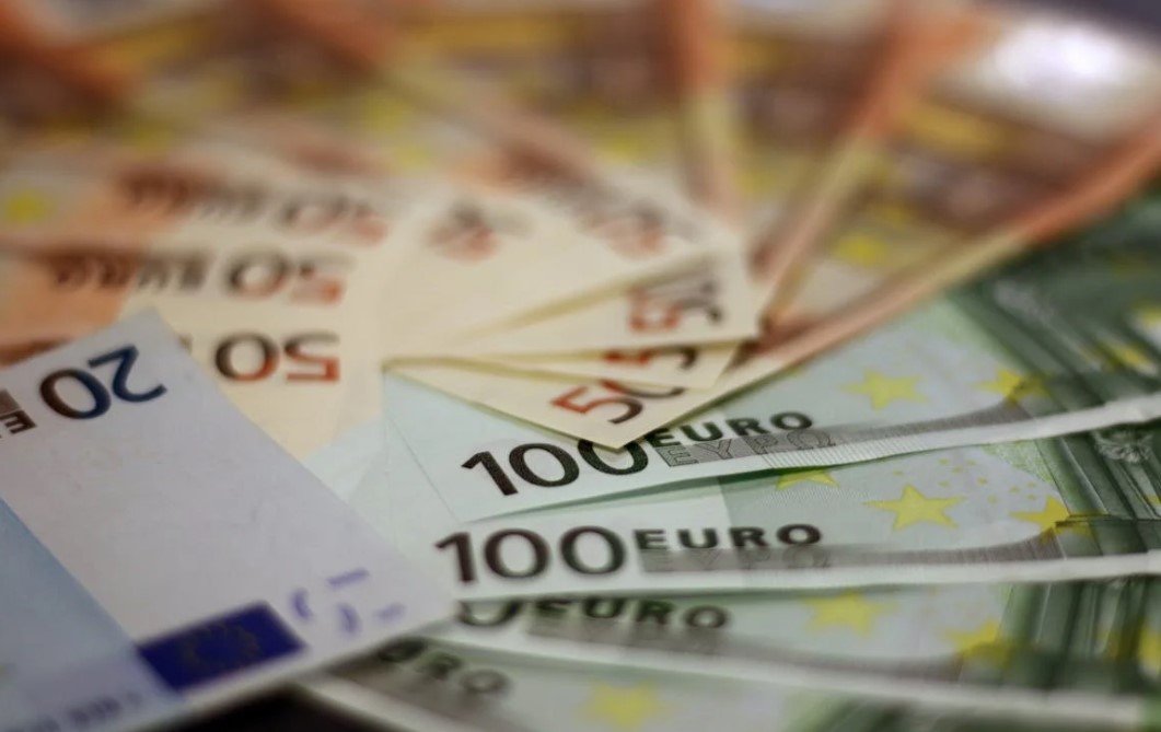România nu a atras niciun euro din bugetul multianual al UE 2021-2027. Avertismentul Consiliului Fiscal: „Riscuri asupra stabilității macroeconomice și financiare a țării”.|Foto: pexels.com