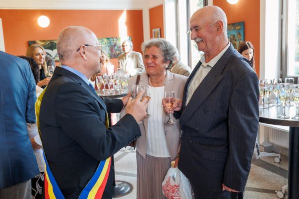Zeci de cupluri clujene au sărbătorit „Nunta de Aur” | Foto: Emil Boc - Facebook