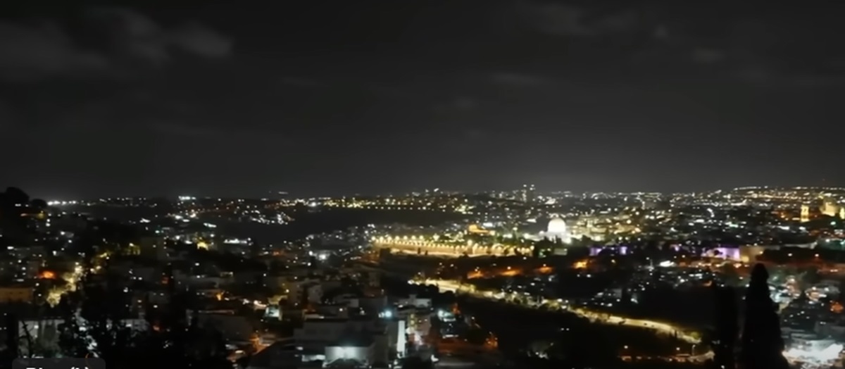 Iranul a lansat un atac cu rachete hipersonice asupra Israelului