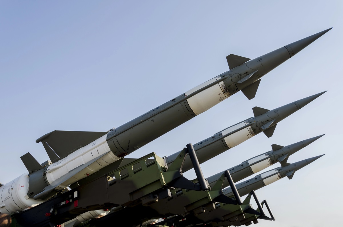 Rusia își modifică doctrina nucleară pentru a permite folosirea armelor atomice și ca răspuns la atacuri convenționale cu arme occidentale