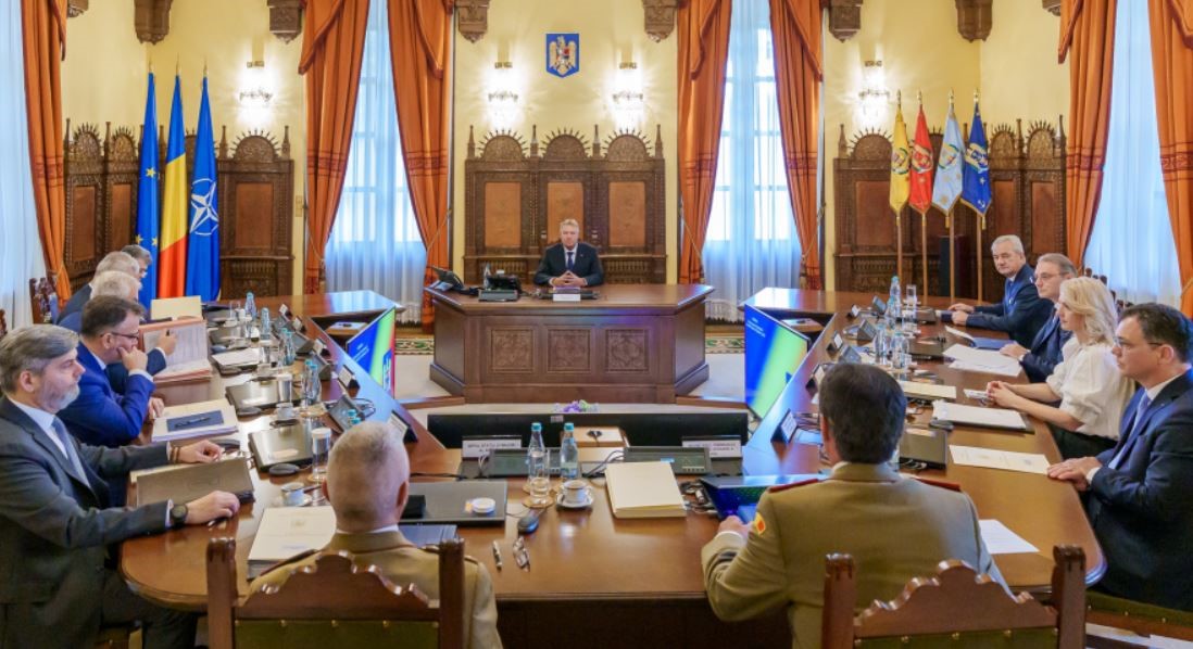 Klaus Iohannis a convocat CSAT după alegeri. Sunt evaluate riscurile la adresa securităţii naţionale.|Foto: Administrația Prezidențială