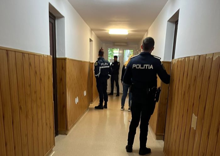 Un tânăr de 19 ani a ajuns la spital după ce a fost bătut de doi studenți din Republica Moldova