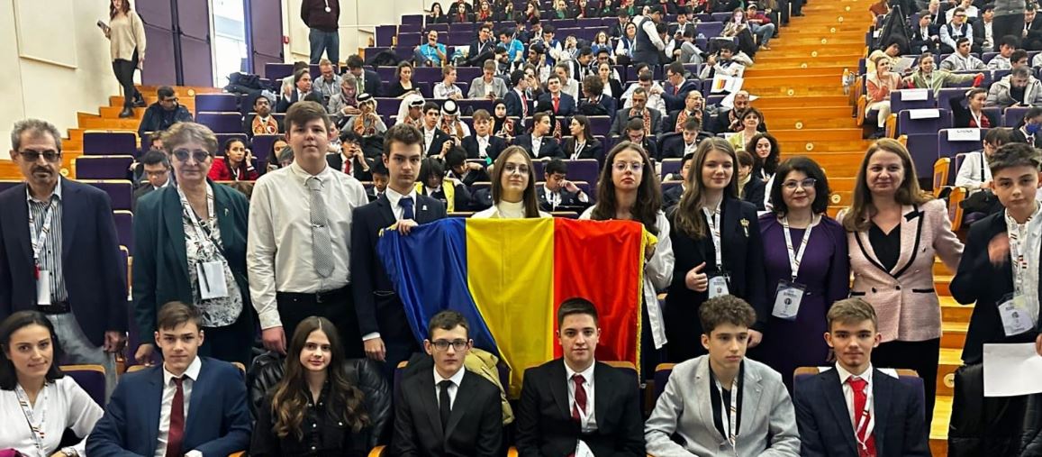 Medalii de argint și bronz obținute de elevii clujeni la Olimpiada Internațională de Științe pentru Juniori.|Foto: Ministerul Educației - Facebook