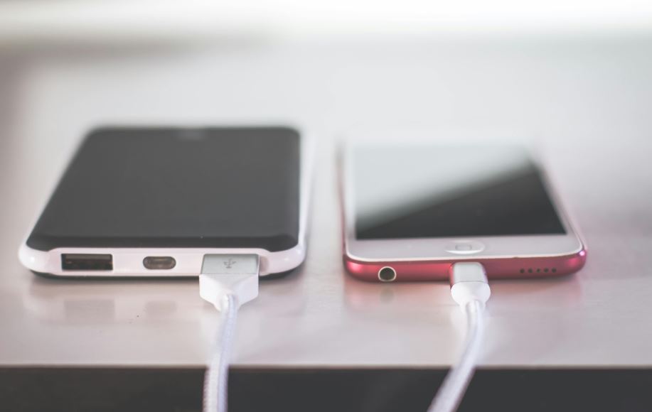 Încărcător universal pentru toate dispozitivele: USB-C