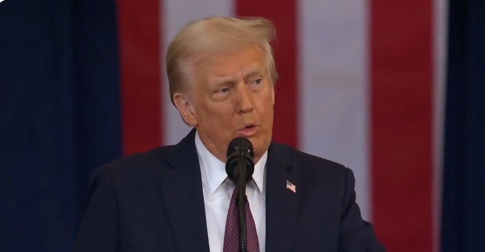 Trump a impus taxe vamale de 25% pentru Canada și Mexic