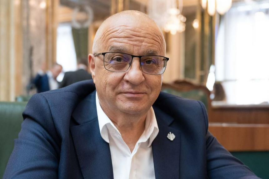 Vicepreședintele comisiei SIE