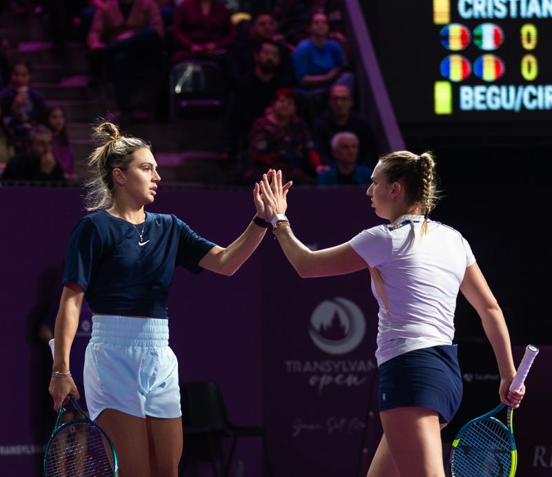 Perechea alcătuită din jucătoarea română de tenis Jaqueline Cristian și italianca Angelica Moratelli s-a calificat
