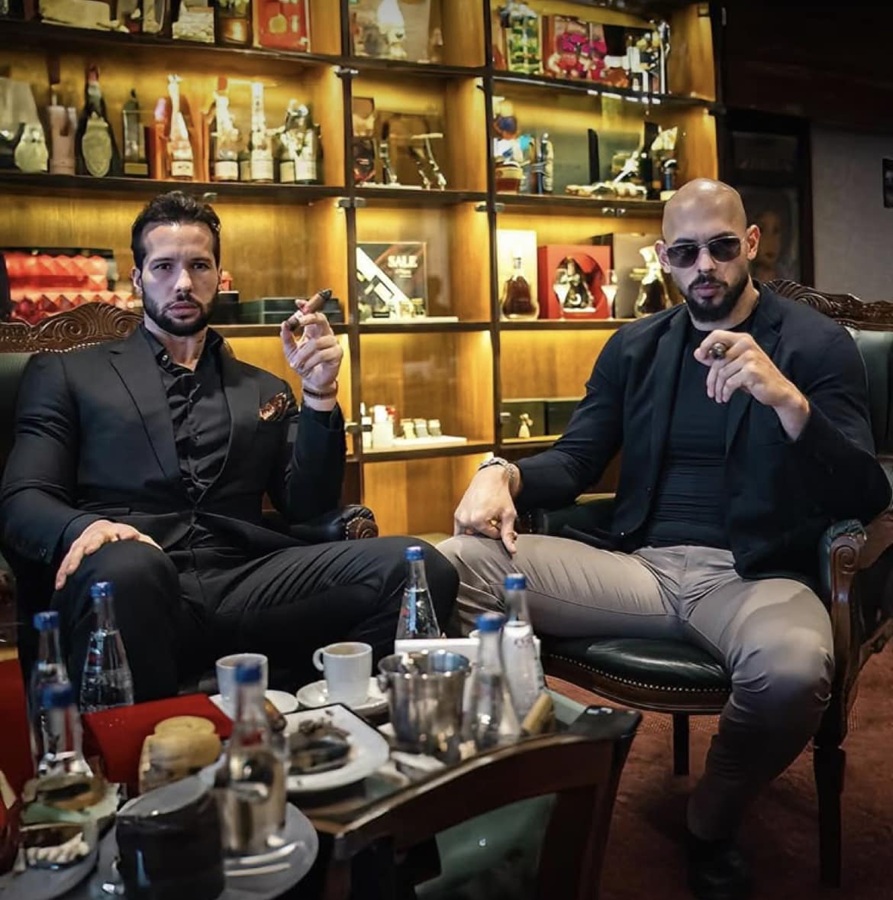 Frații Andrew și Tristan Tate au fost lăsați să plece din România