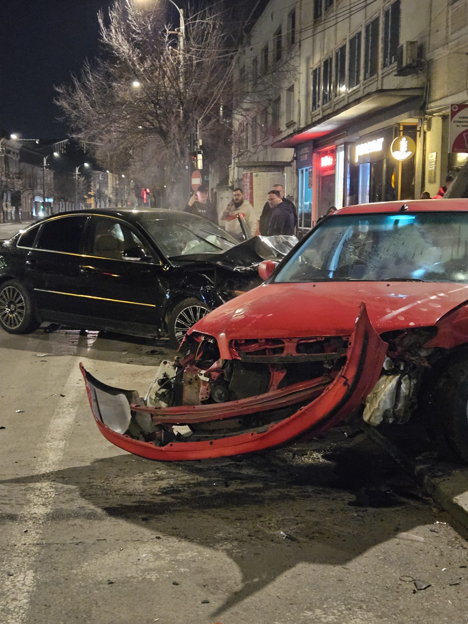 Accident violent în noaptea de 8/9 martie