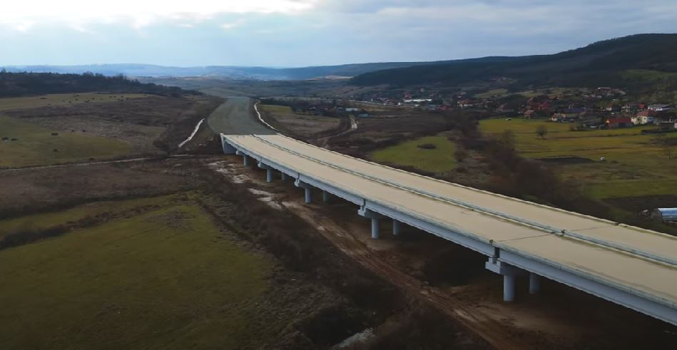 Autostrada Transilvania. Încep exproprierile pentru realizarea viaductelor de la Nădășelu și Topa Mică.|în imagine: A3 - Viaduct Mihăești |sursa: SergiuPnt - Autostrada A3 Nădășelu - Mihăiești |youtube.com