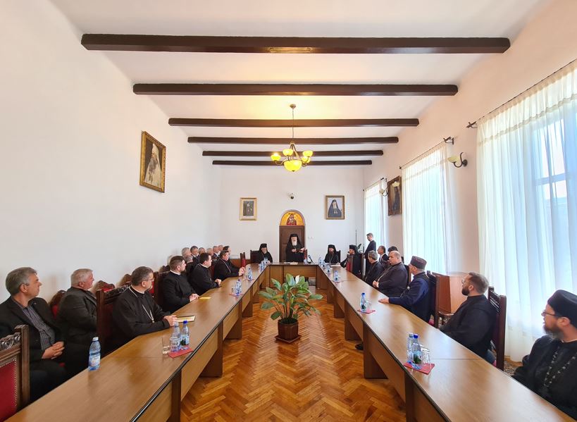 Doi candidați pentru scaunul vacant de Episcop al Sălajului|în imagine: Sinodul mitropolitan al Mitropoliei Clujului