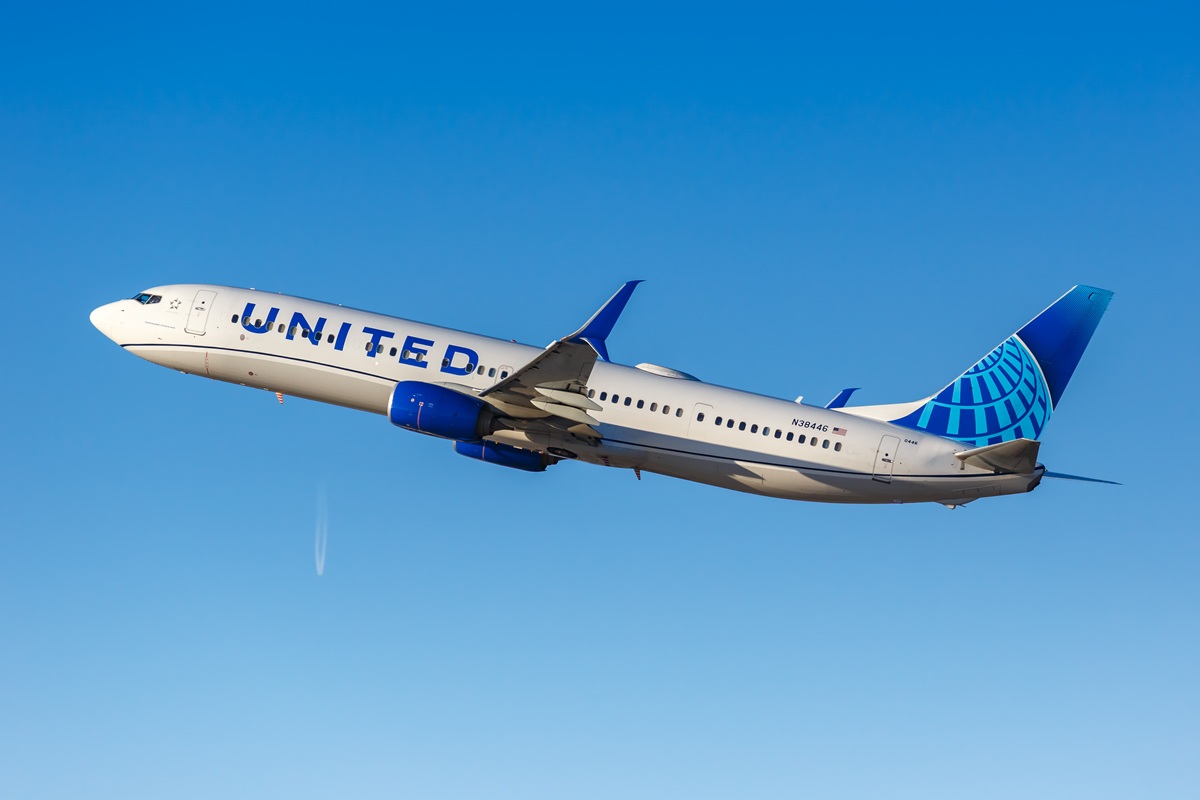 Un pasager constipat dă în judecată United Airlines după ce pilotul l-a expus semidezbrăcat în fața călătorilor. Foto: depositphotos.com