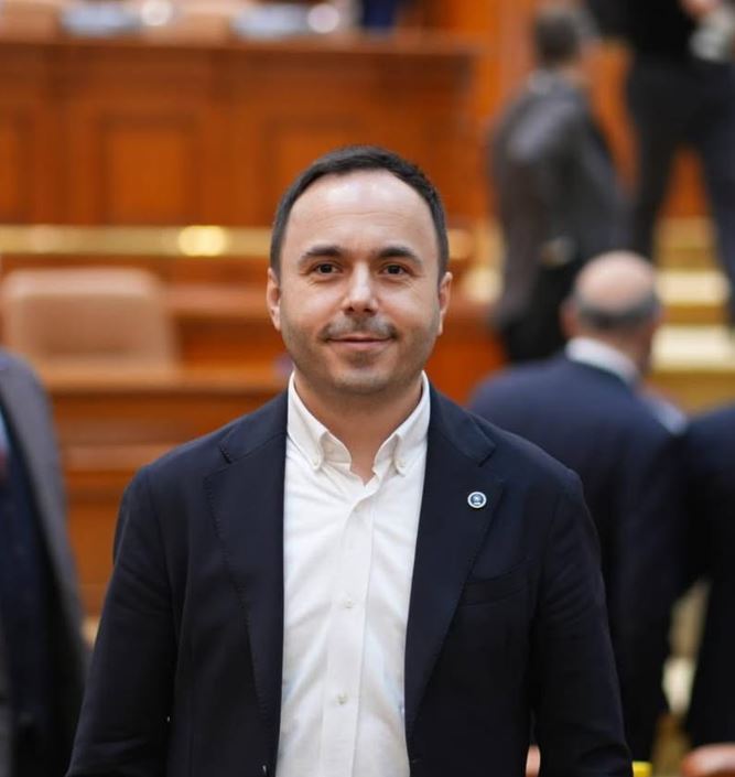 Deputatul clujean Ovidiu Cîmpean a criticat dur opoziția manifestată de unii politicieni față de legea anti-dronă| Foto: Ovidiu Cîmpean - Facebook