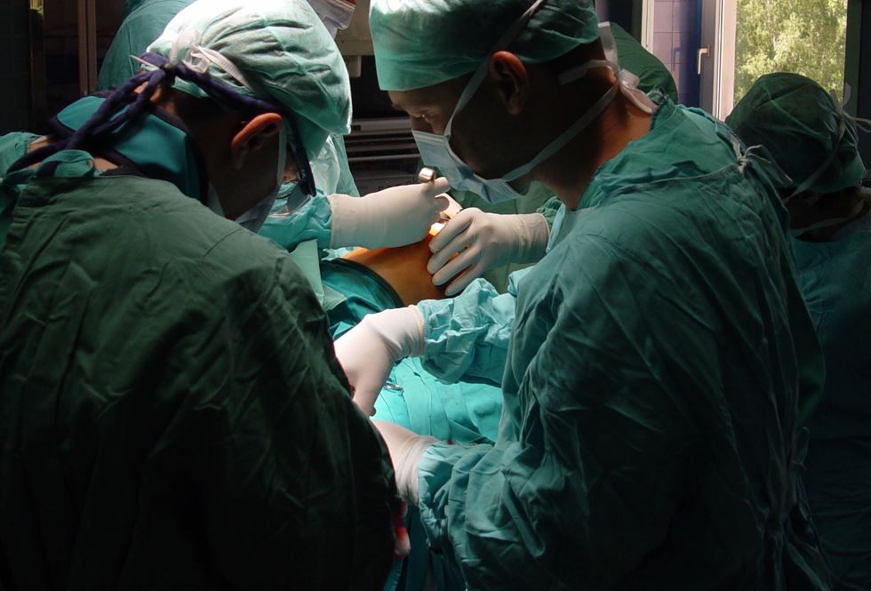 Gesturi de neprețuit care salvează vieți. Două transplanturi renale efectuate la Institutul de Transplant Renal din Cluj.|Foto: Depositphotos.com