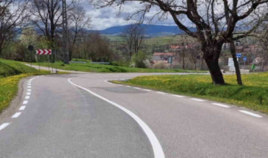Consiliul Județean Cluj a încheiat primele trei contracte de execuție a lucrărilor cuprinse în Programul de lucrări de întreținere curentă și periodică a unor drumuri județene din Județul Cluj pentru anul 2025| Foto: Consiliul Județean Cluj