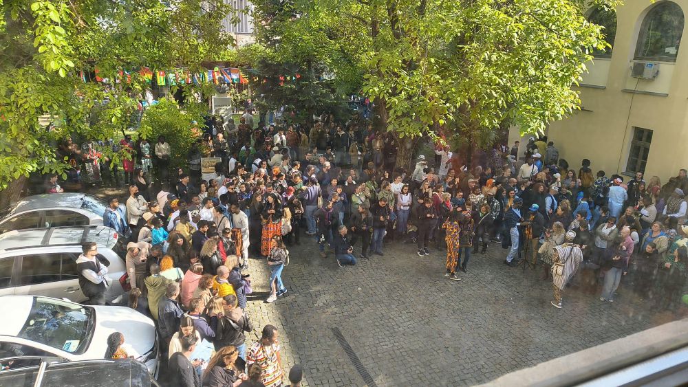 Mii de vizitatori din toate colțurile lumii