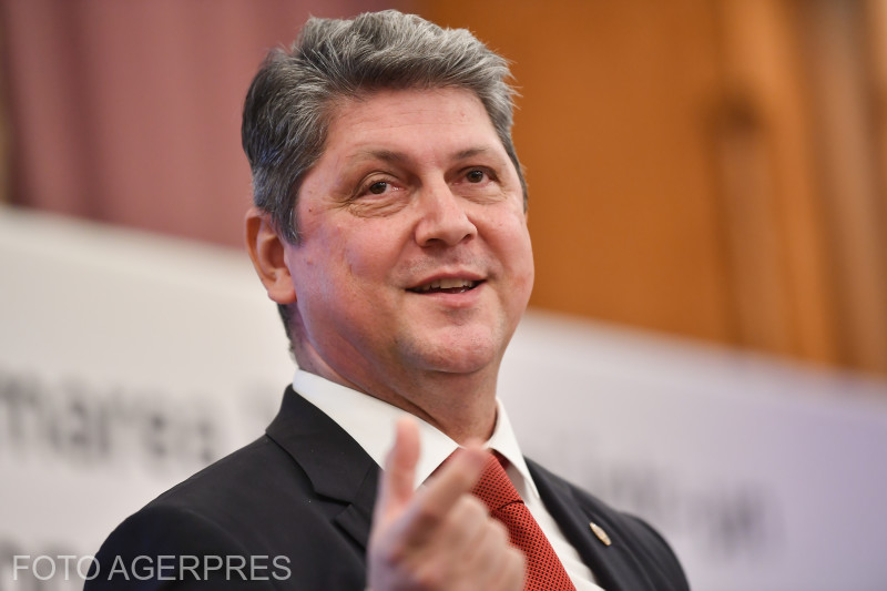 Senatorul Titus Corlățean și-a anunțat candidatura la șefia PSD | Foto: ALEX MICSIK / AGERPRES FOTO
