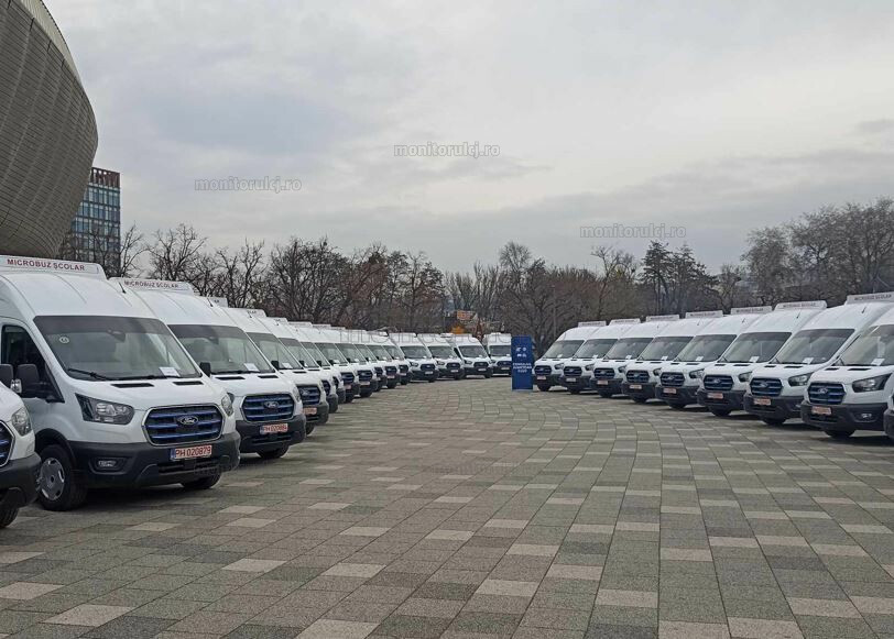 Microbuze școlare pentru toate comunele din județul Cluj | Foto: monitorulcj.ro