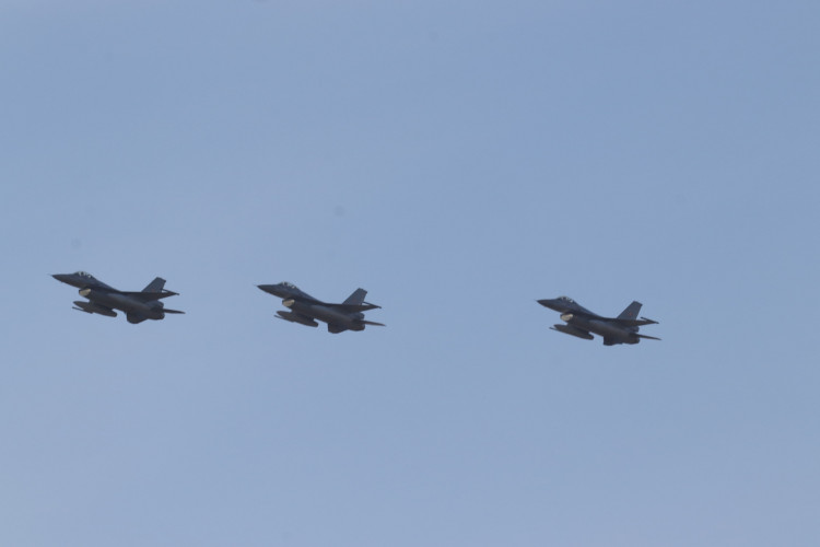 Reuniune a Consiliului NATO. Estonia a cerut activarea articolului 4 în urma încălcării spațiului său aerian de avioanele militare rusești.| Foto: MApN