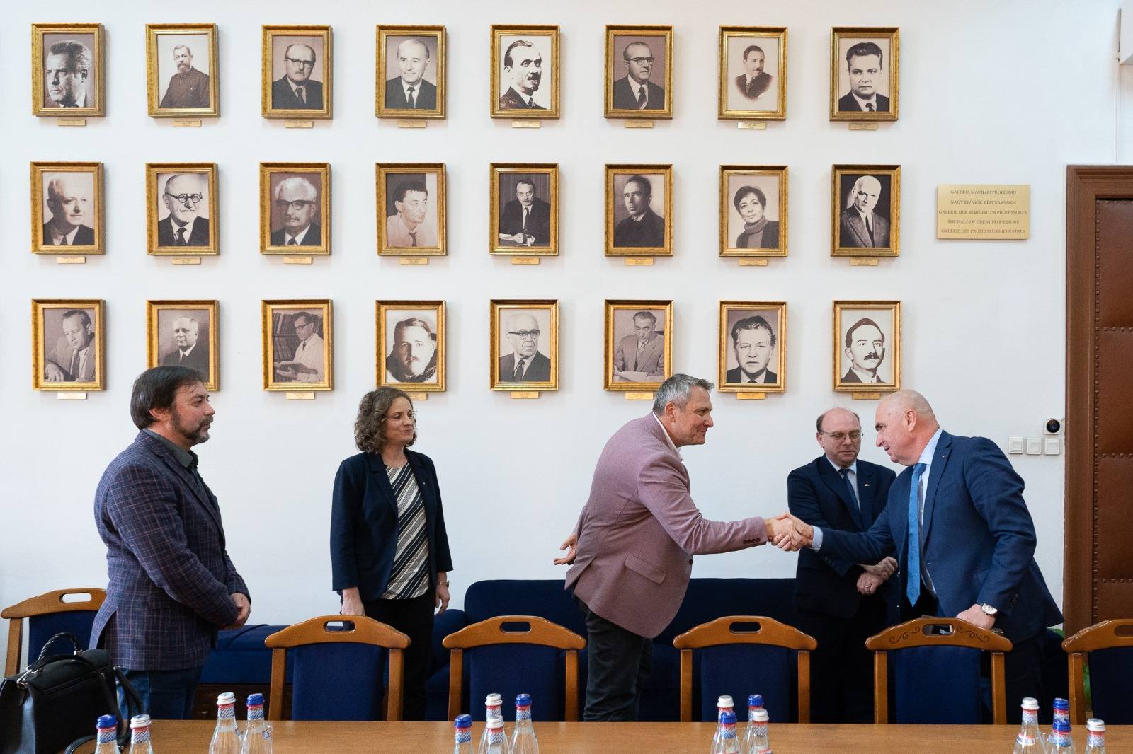 Premierul Bolojan