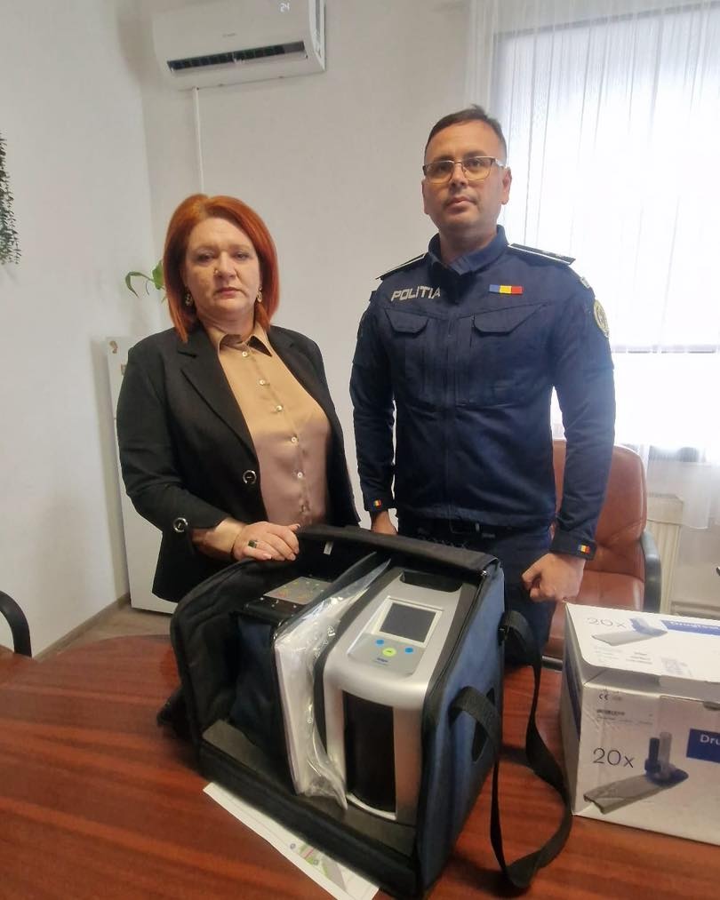 Primăria Apahida a dotat poliția din comună cu un drugtest | Foto: Facebook