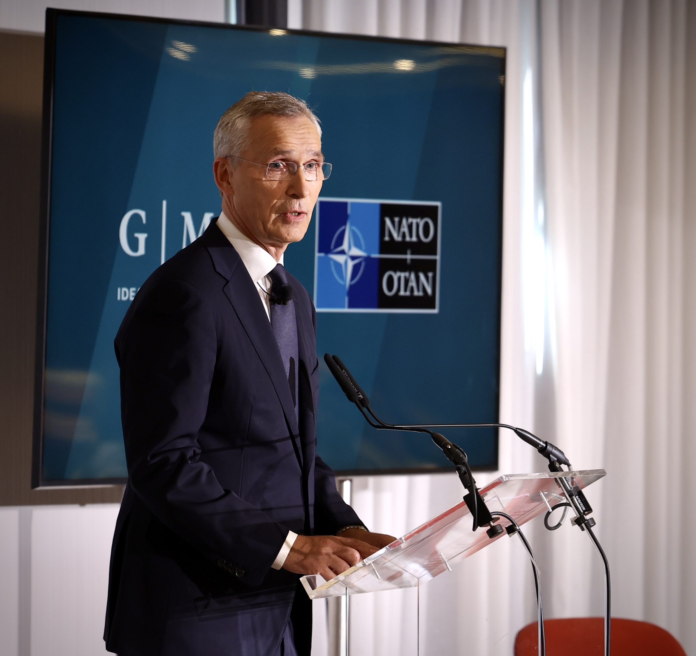 Fostul secretar general al NATO