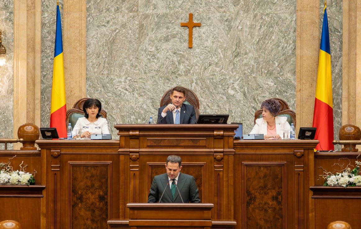 Două moțiuni simple