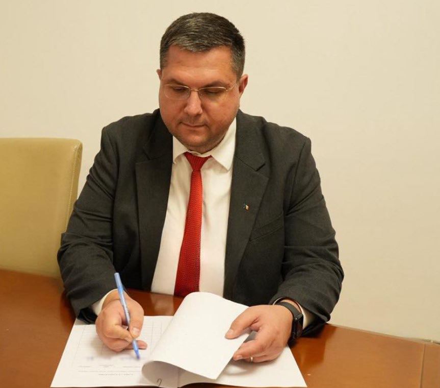 Facilități fiscale pentru PFA-uri și cei cu profesii liberale. Deputatul Radu Moisin: „Oprim discriminarea fiscală!”|Foto: Radu Moisin - Facebook
