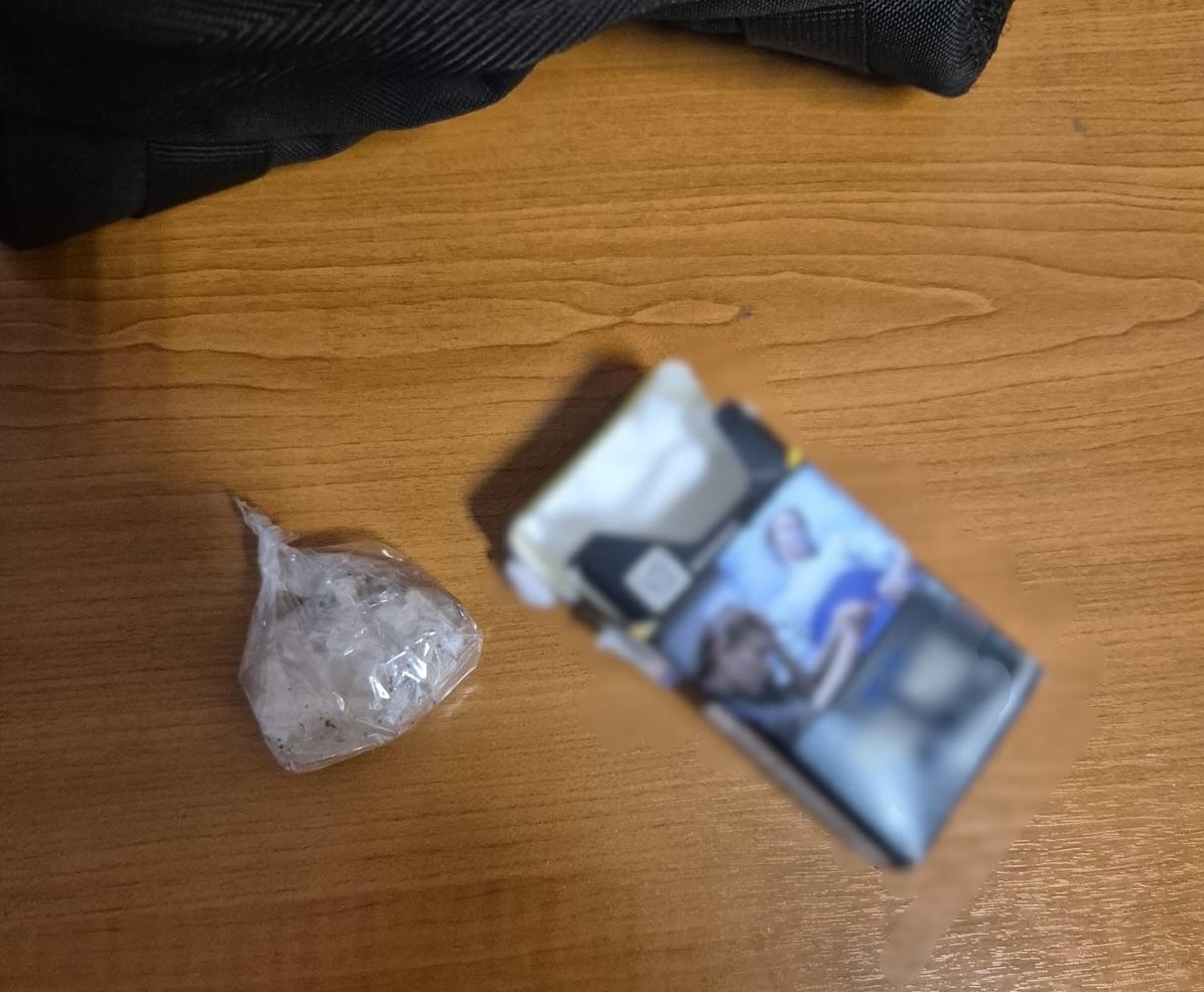 Doi dealeri din Cluj au fost depistați. Ei încasau până la 4.000 de lei/tranzacție cu stupefiante | Foto: IPJ Cluj