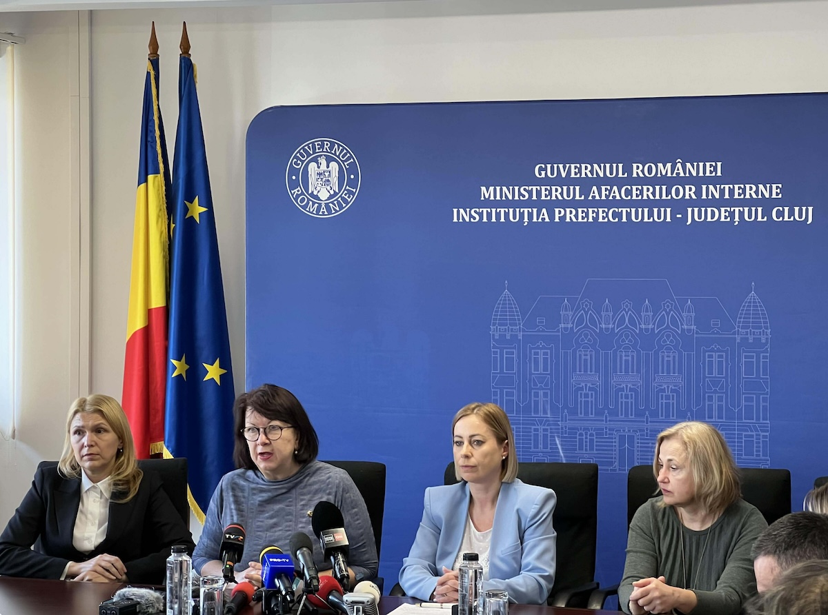 De la stânga la dreapta: Director medical al Spitalului Clinic de Boli Infecțioase Cluj-Napoca