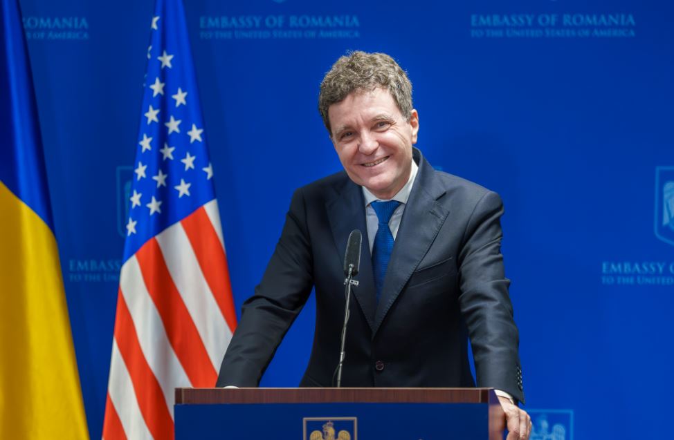 Nicușor Dan: „România este sub umbrela nucleară NATO
