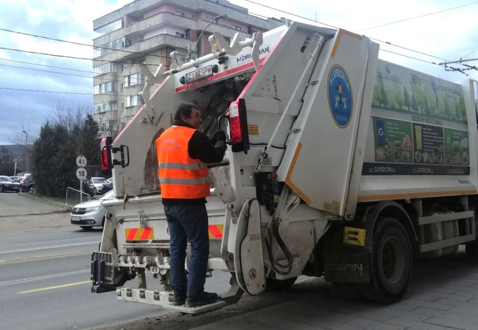 Primăria Cluj-Napoca a anunțat desfășurarea campaniei de colectare a deșeurilor vegetale de pe raza municipiului | Foto: monitorulcj.ro