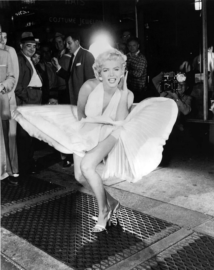 Expoziția „Dear Marilyn” cu imagini realizate de Sam Shaw nu vine cu fotografii „oficiale”