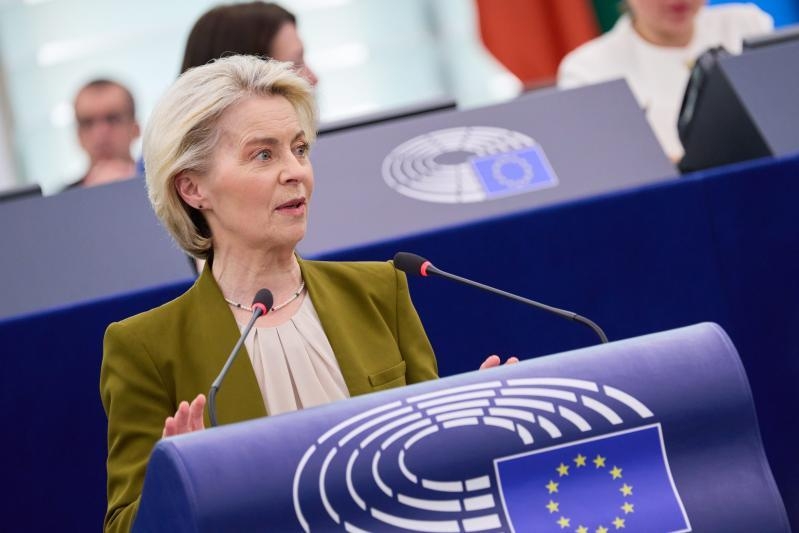 Ursula von der Leyen spune că utilizarea rețelelor sociale de către minori trebuie regândită la nivel european. | Foto: ec.europa.eu