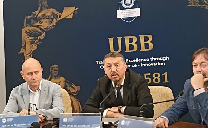 UBB scoate la concurs pente 31.900 de locuri la licență și master pentru admiterea din vară. Daniel David: „Venim cu flexibilizarea programelor de studiu și integrarea lor la nivel european”.|Foto: monitorulcj.ro
