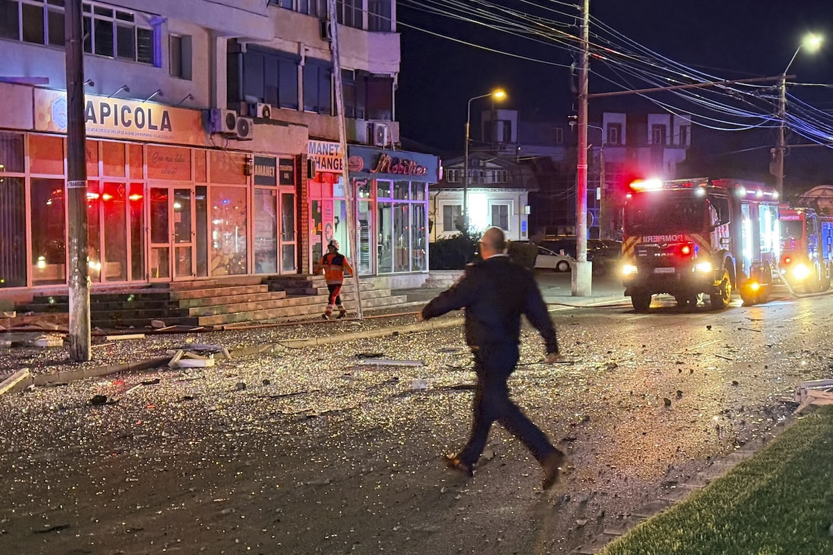 Dronă rusească prăbușită pe un bloc din Galați | Foto: Inquam Photos /Inquam Photos