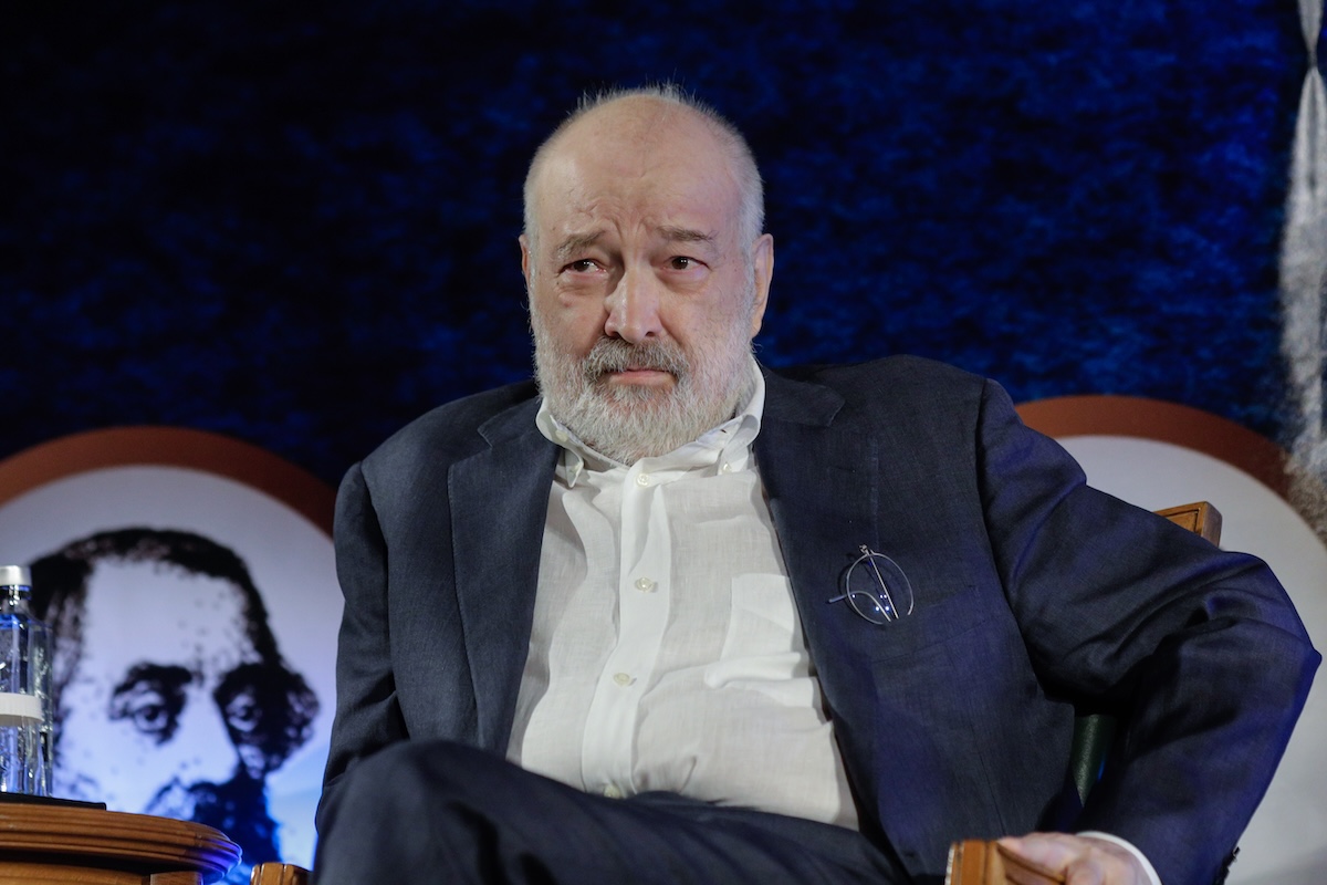Politologul Stelian Tănase a pus o întrebare incomodă la reuniunea prin care liberalii au marcat 151 de ani de la înființarea PNL. Nimeni nu a putut răspunde…  | Foto: Inquam Photos/George Călin