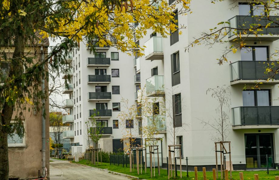 Interes crescut pentru concursul de curățenie de la Cluj: 653 de asociații de proprietari și-au manifestat intenția de a intra în competiție. Fondul de premiere