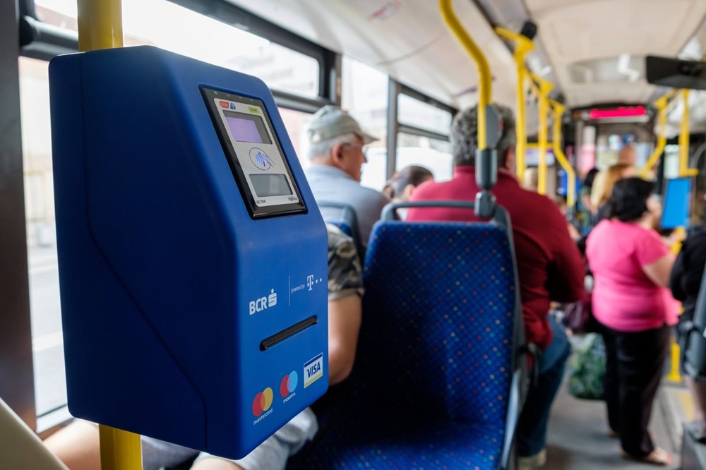 Oferta scandaloasă făcută unei fete de 13 ani chiar într-un mijloc de transport în comun din Cluj-Napoca: sex pe bani! | Foto: Compania de Transport Public Cluj-Napoca / Facebook