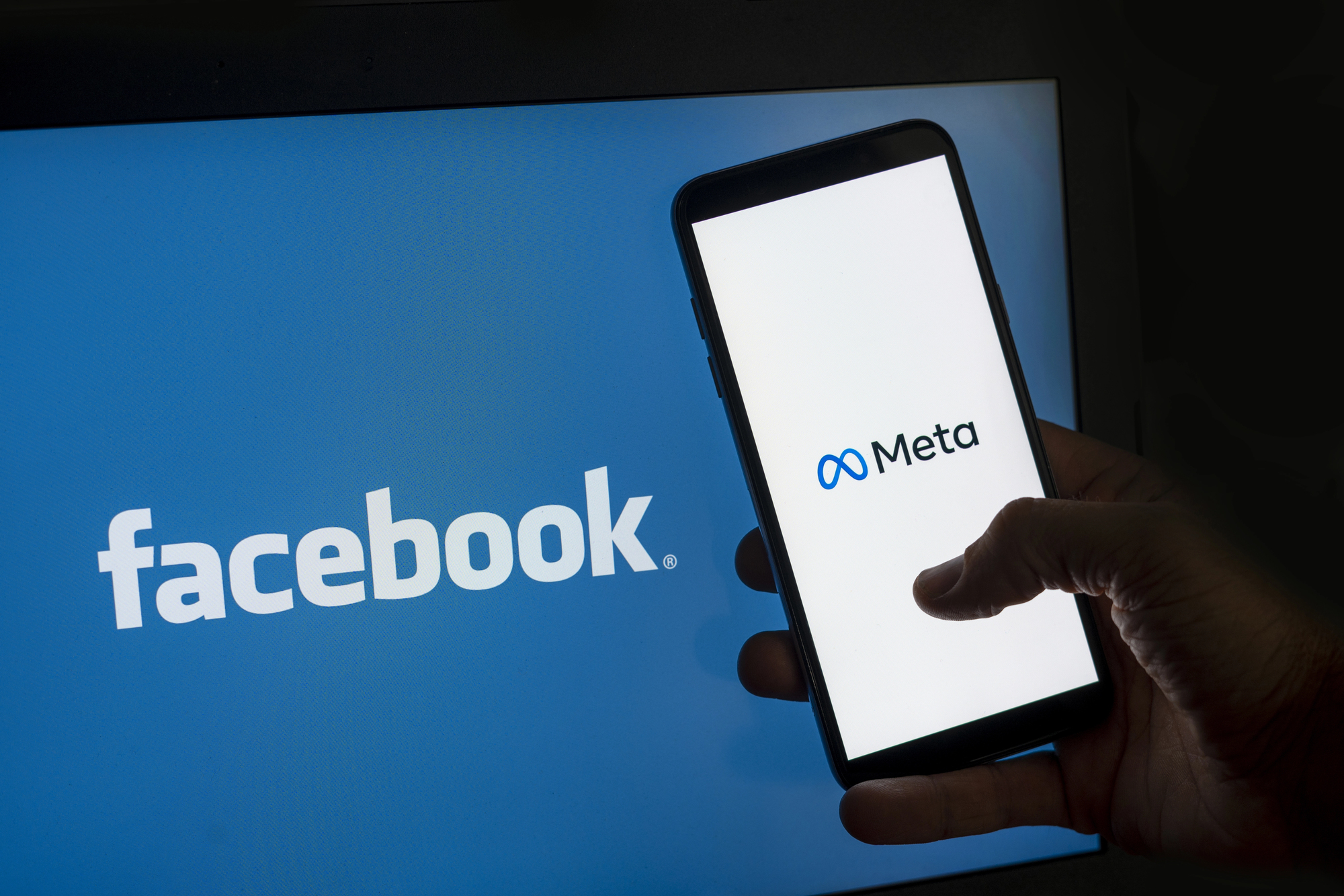 Mii de utilizatori au raportat probleme de funcționare la pletforma de socialiare Facebook