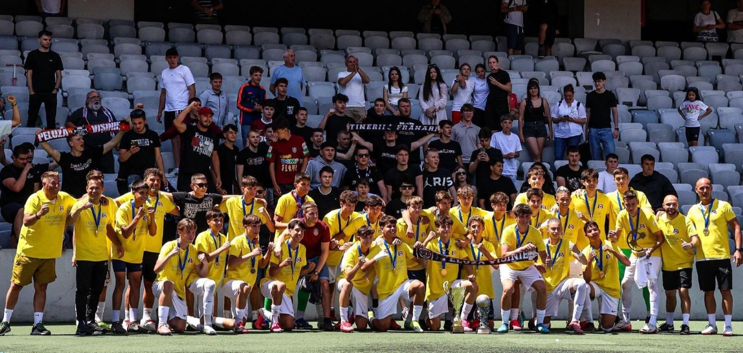 CFR Cluj a învins-o pe FCSB în Supercupa Elitelor / Foto: Academia CFR 1907 Cluj Facebook
