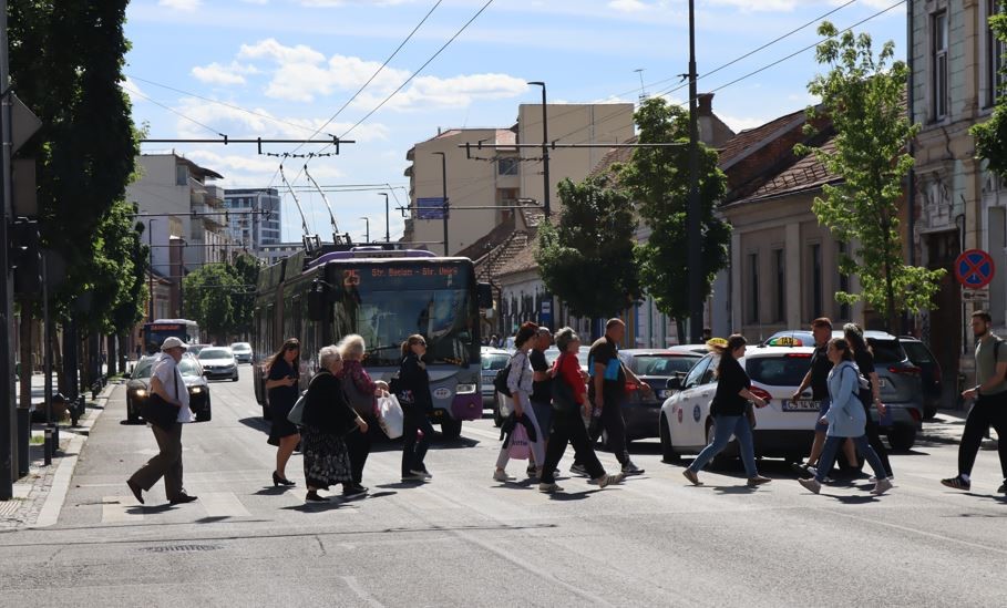Peste 84% dintre români se așteaptă la o creștere a prețurilor în următoare perioadă și își limitează achizițiile neesențiale: fără buget pentru electrocasnice
