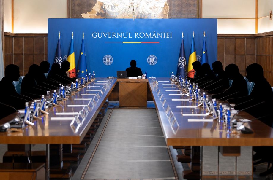 România mai așteaptă pentru un Guvern cu puteri depline deoarece blocajul politic continuă | Imagine generată cu ajutorul inteligenței artificiale (AI)