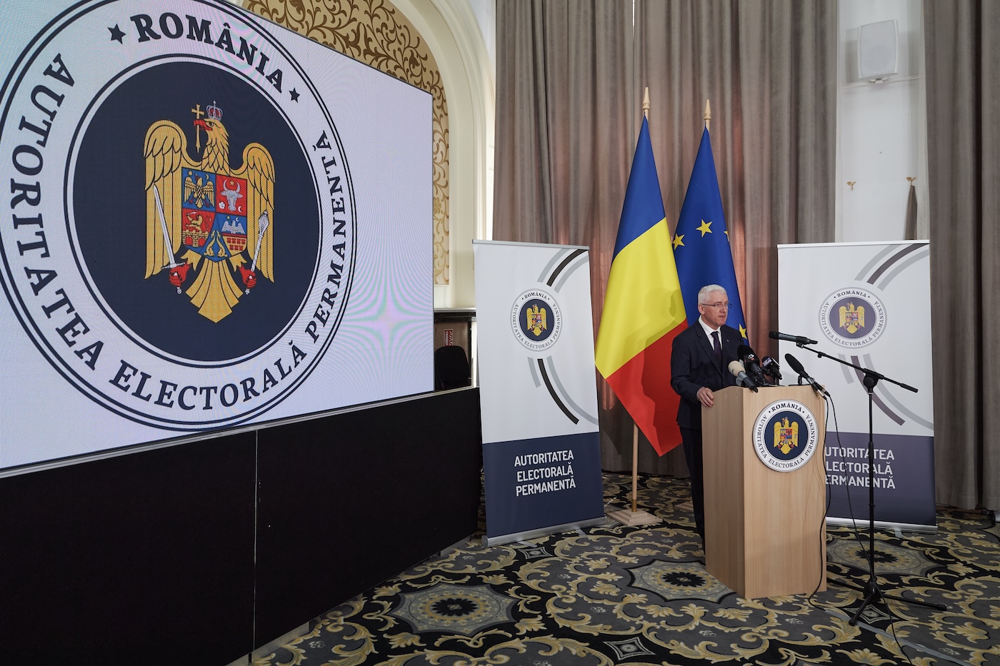 181 de partide politice din România
