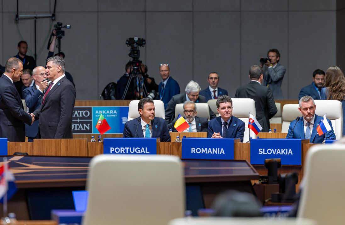 România alocă 3
