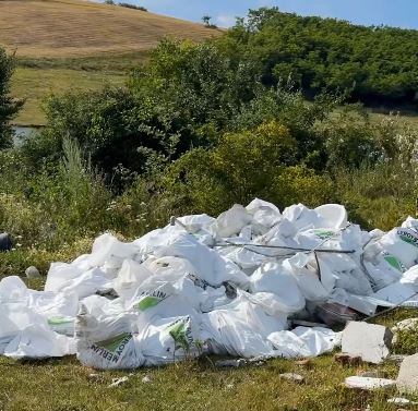 Abandonarea ilegală a deșeurilor